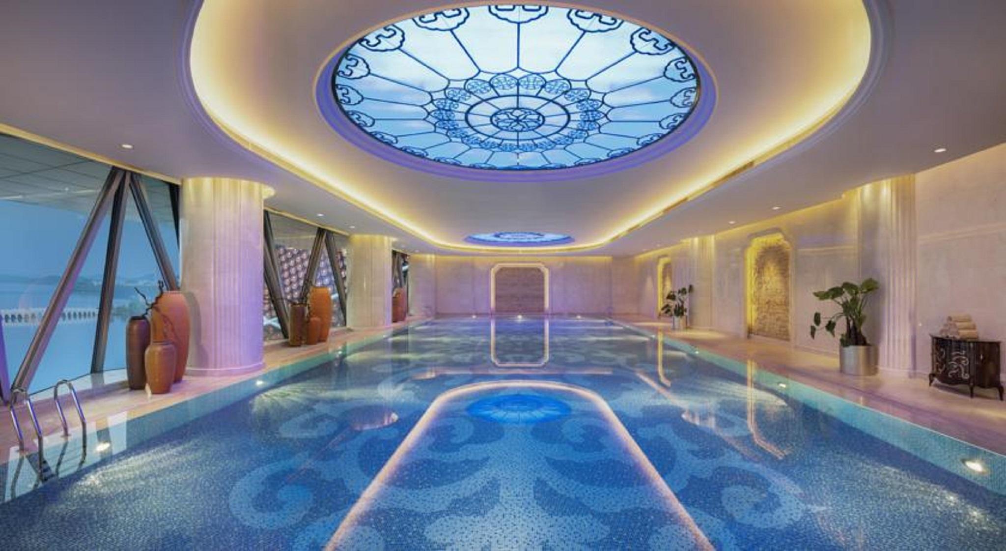 Vista Piscina Wanda Reign Wuhan