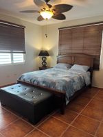 Alquiler Vacacional - Large House minutes from the beach!