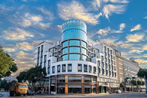 Alojamiento - Quality Hotel Wuyi