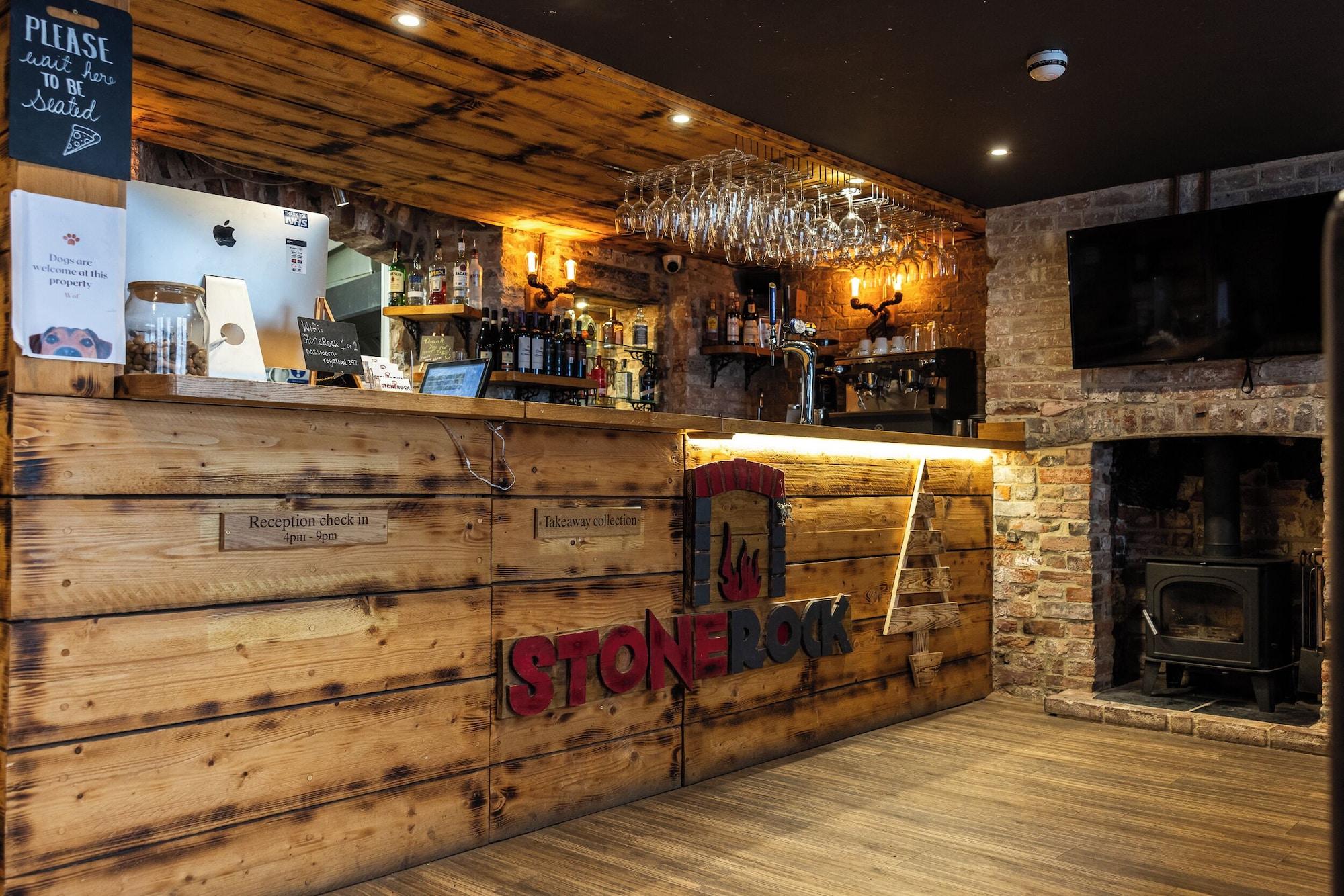 Varios The First Hurdle Guest House