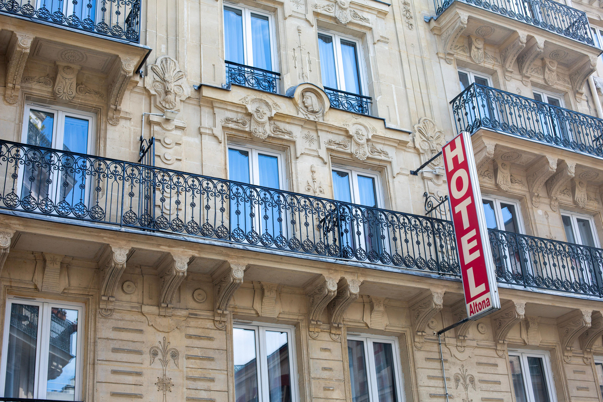 Vista Exterior Hotel Altona