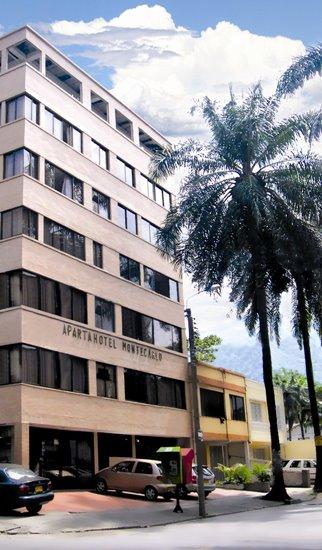 Vista Exterior Hotel Montecarlo Suites