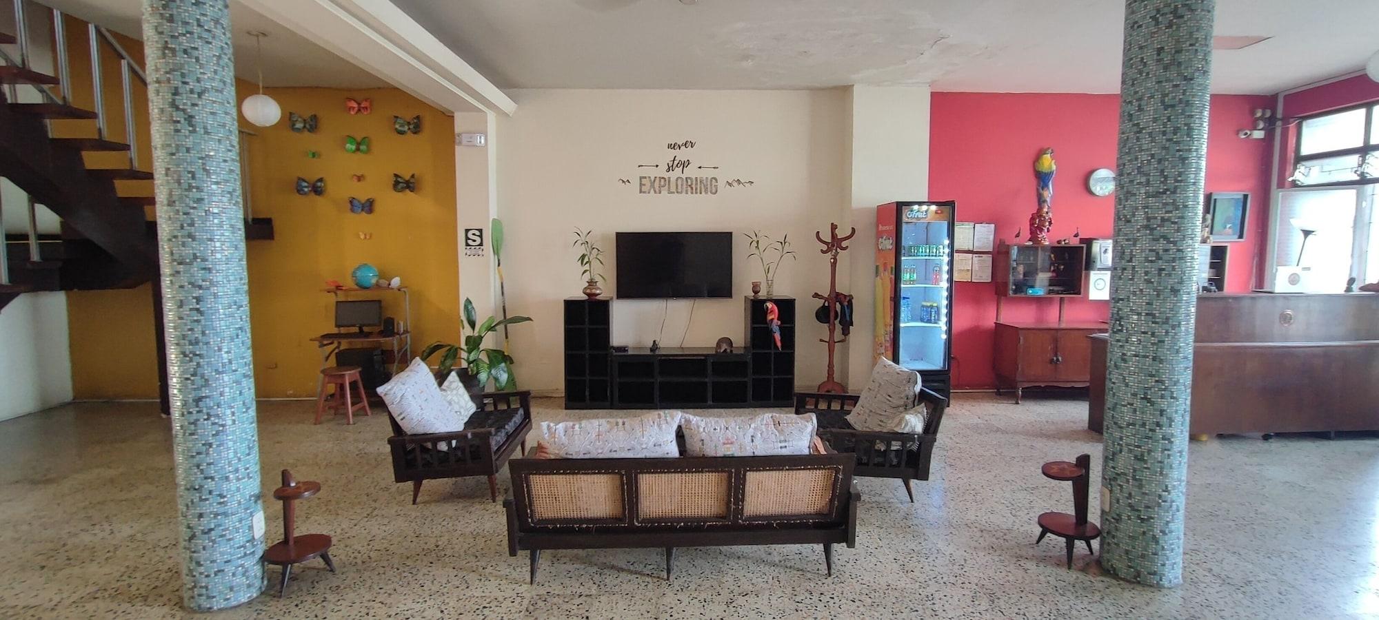 Vista Lobby Flying Dog Hostels Iquitos