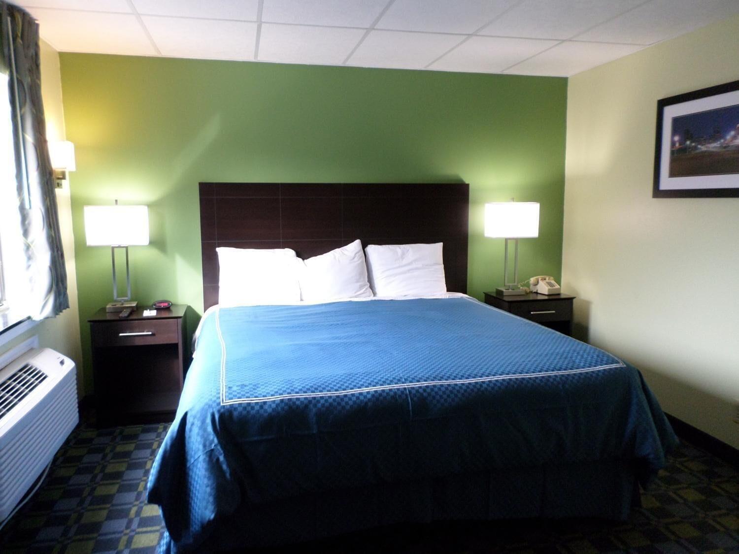 Habitación Travelodge by Wyndham Cleveland Lakewood