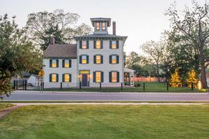 Alojamiento - Jonathan Pitney House