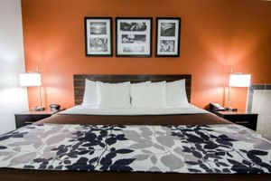 Alojamiento - Sleep Inn & Suites and Conference Center Downtown