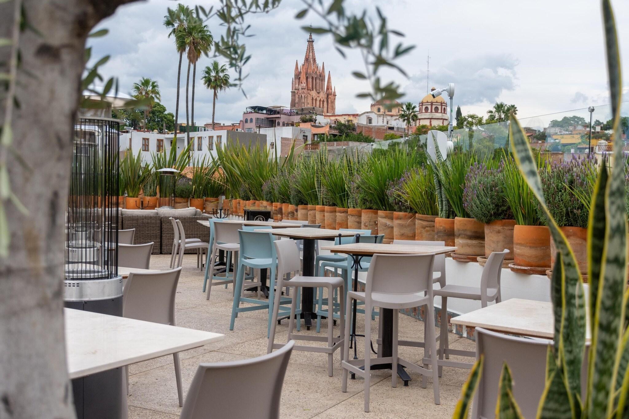 Varios Casa 1810 Parque Hotel Boutique