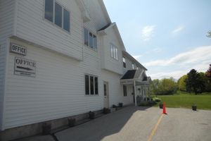 Alojamiento - Coho Motel and Suites