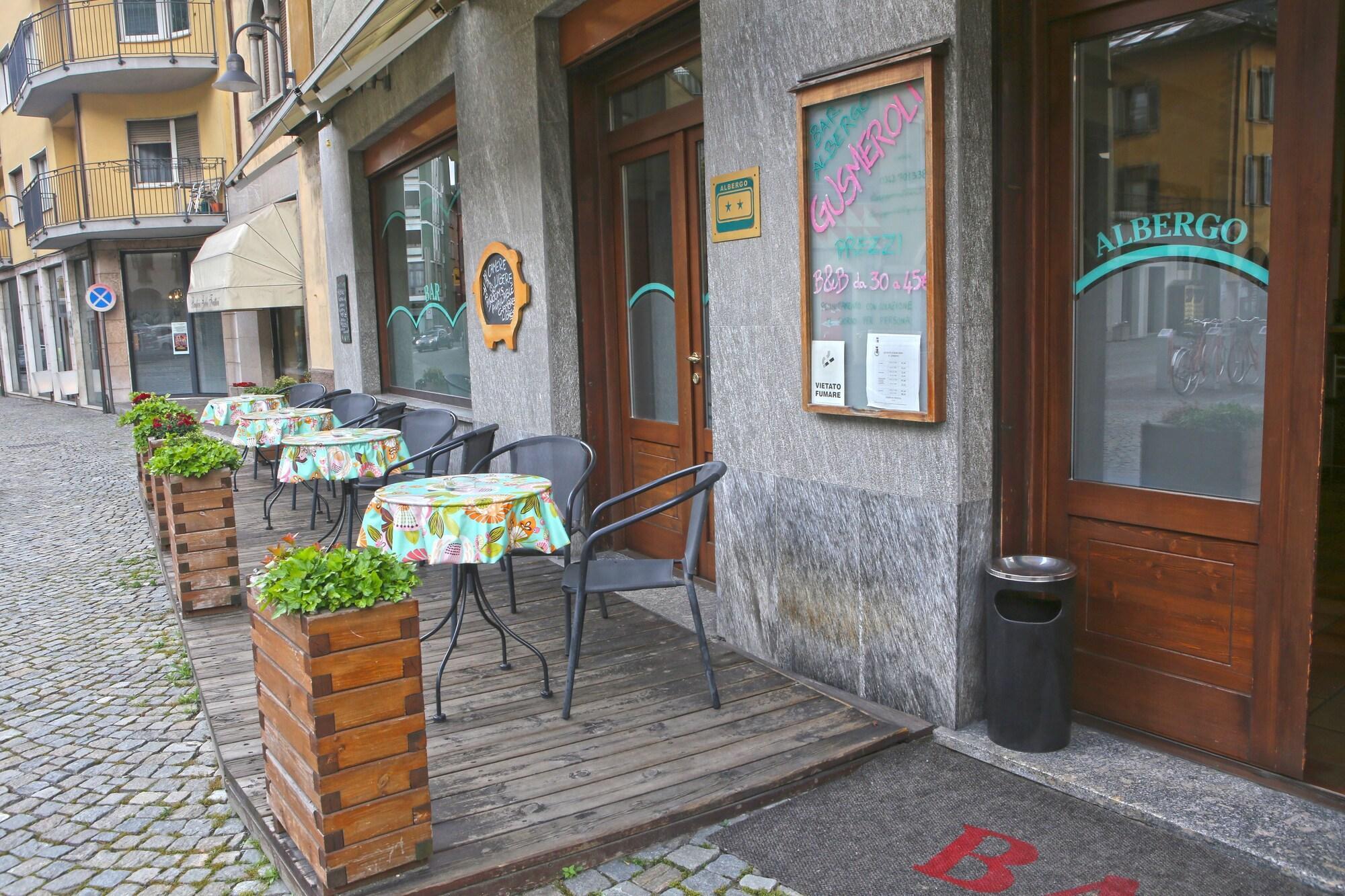 Vista Exterior Albergo Gusmeroli
