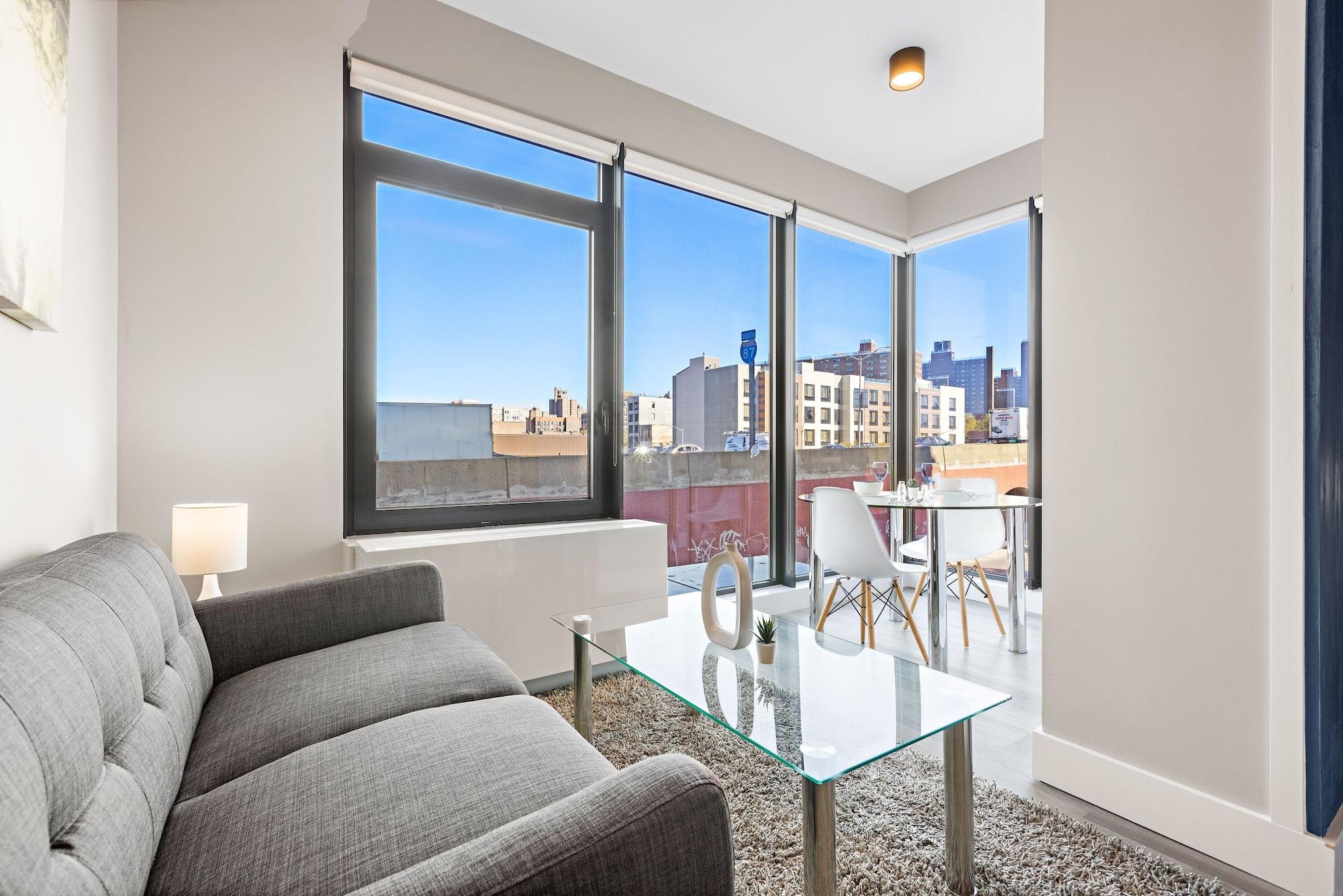 Comodidades del Alojamiento Global Luxury Suites at The Arches