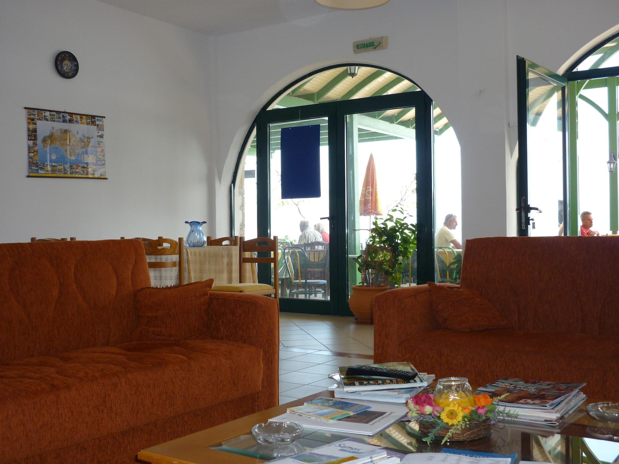 Vista Lobby Nereides Apartments