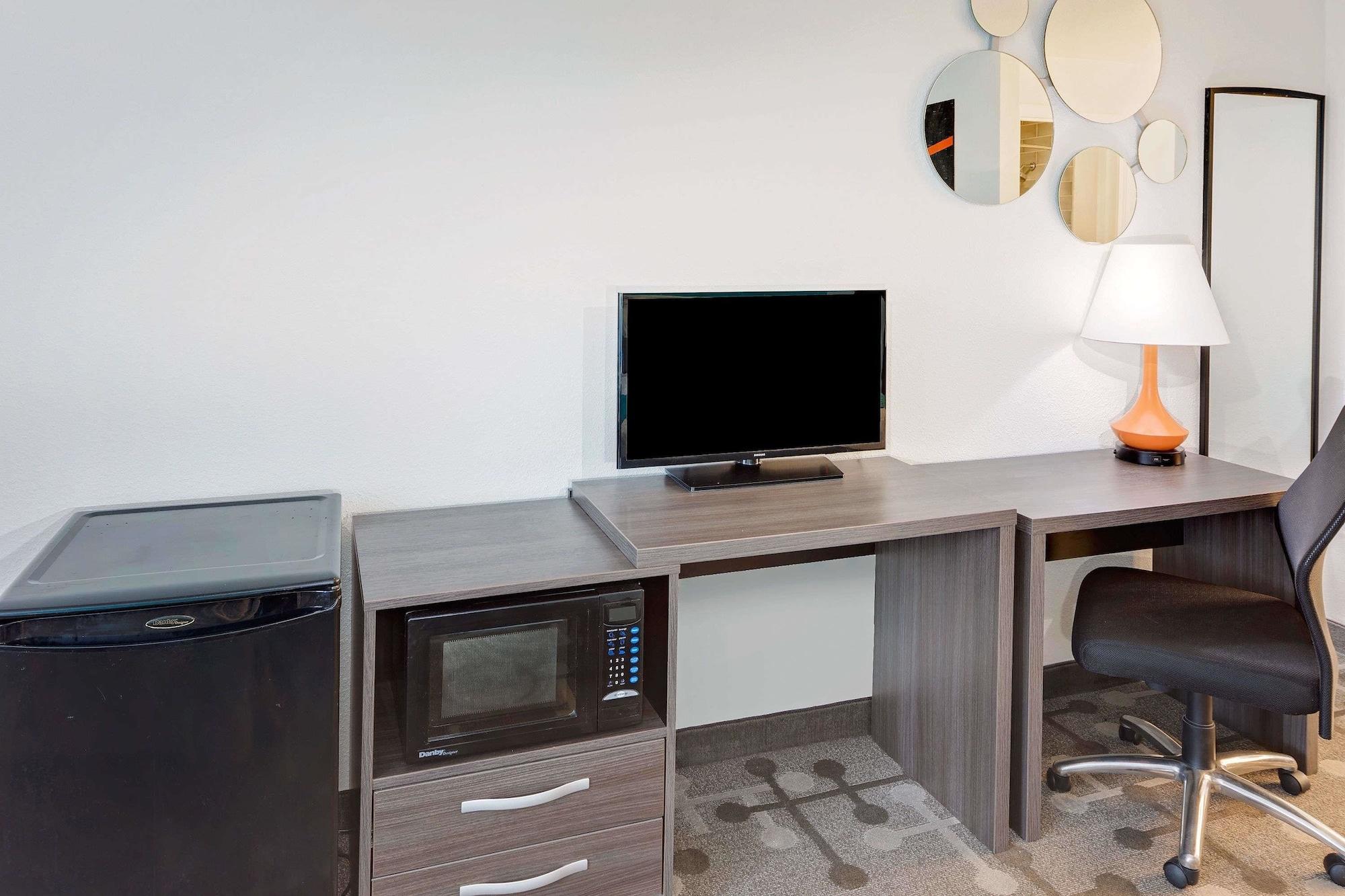Set de Habitación Howard Johnson by Wyndham Florence