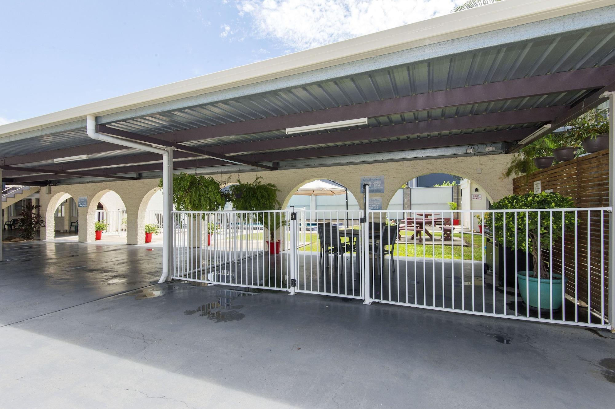 Hotel Coral Sands Motel