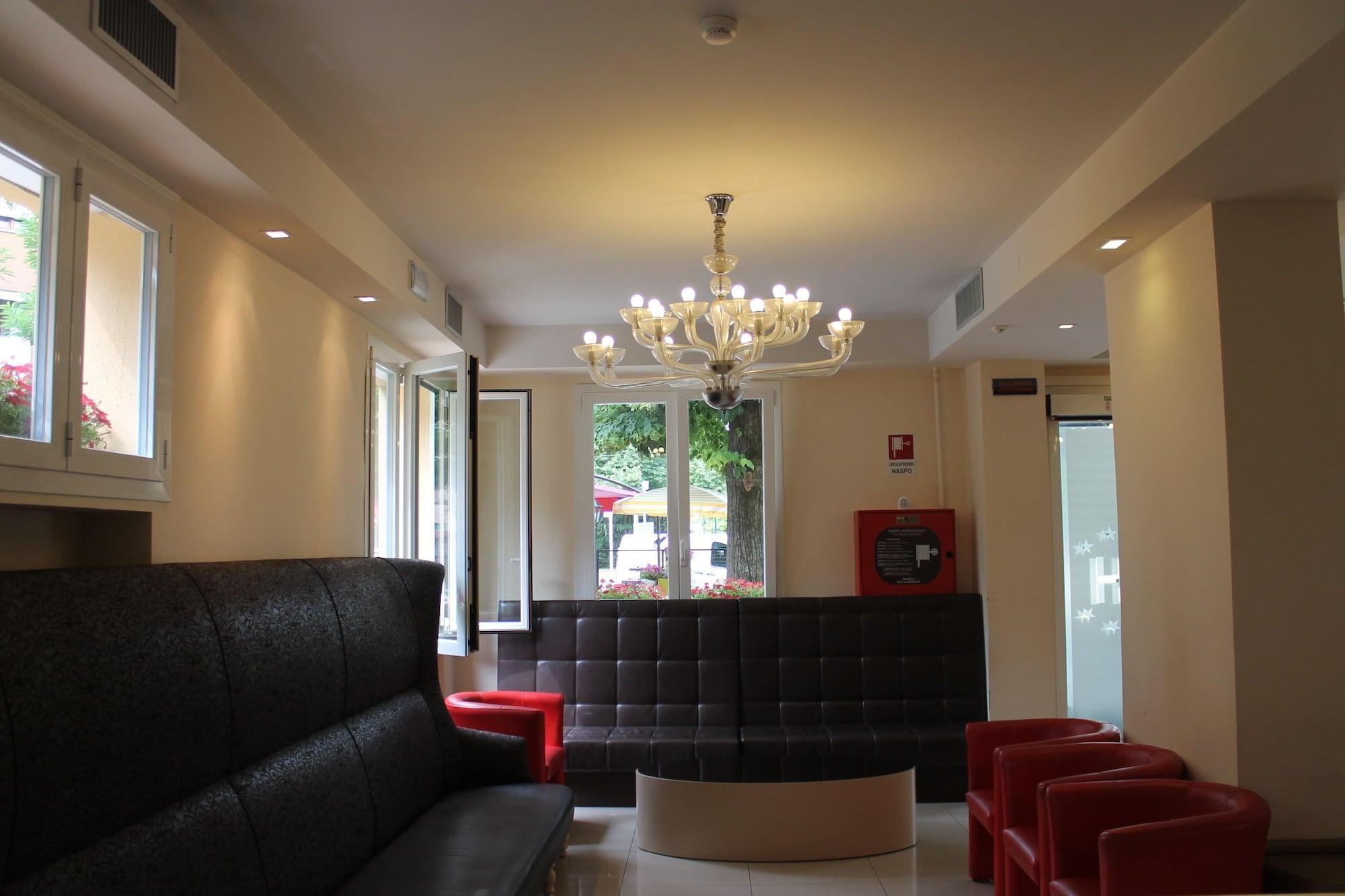 Vista Lobby Hotel Laguna Residence