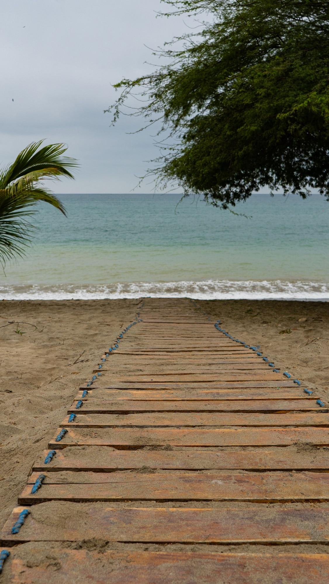 Playa Hosteria del Parque Machalilla - Los Frailes