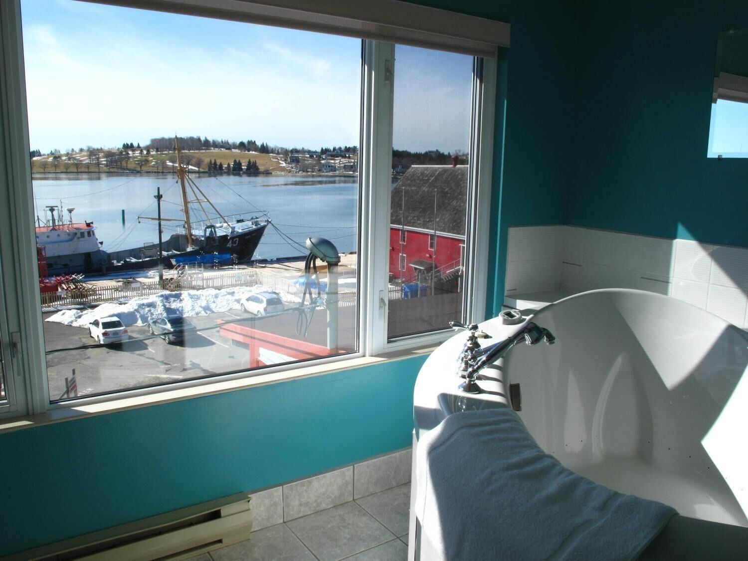 Comodidades del Alojamiento Brigantine Inn & Suites