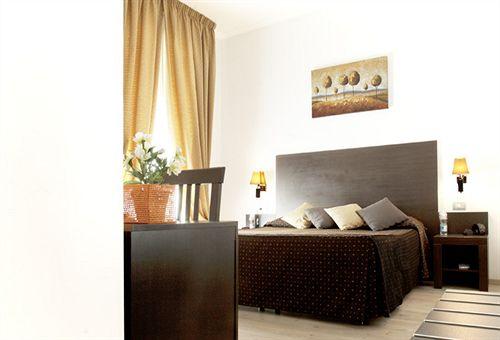 Varios Roman Residence