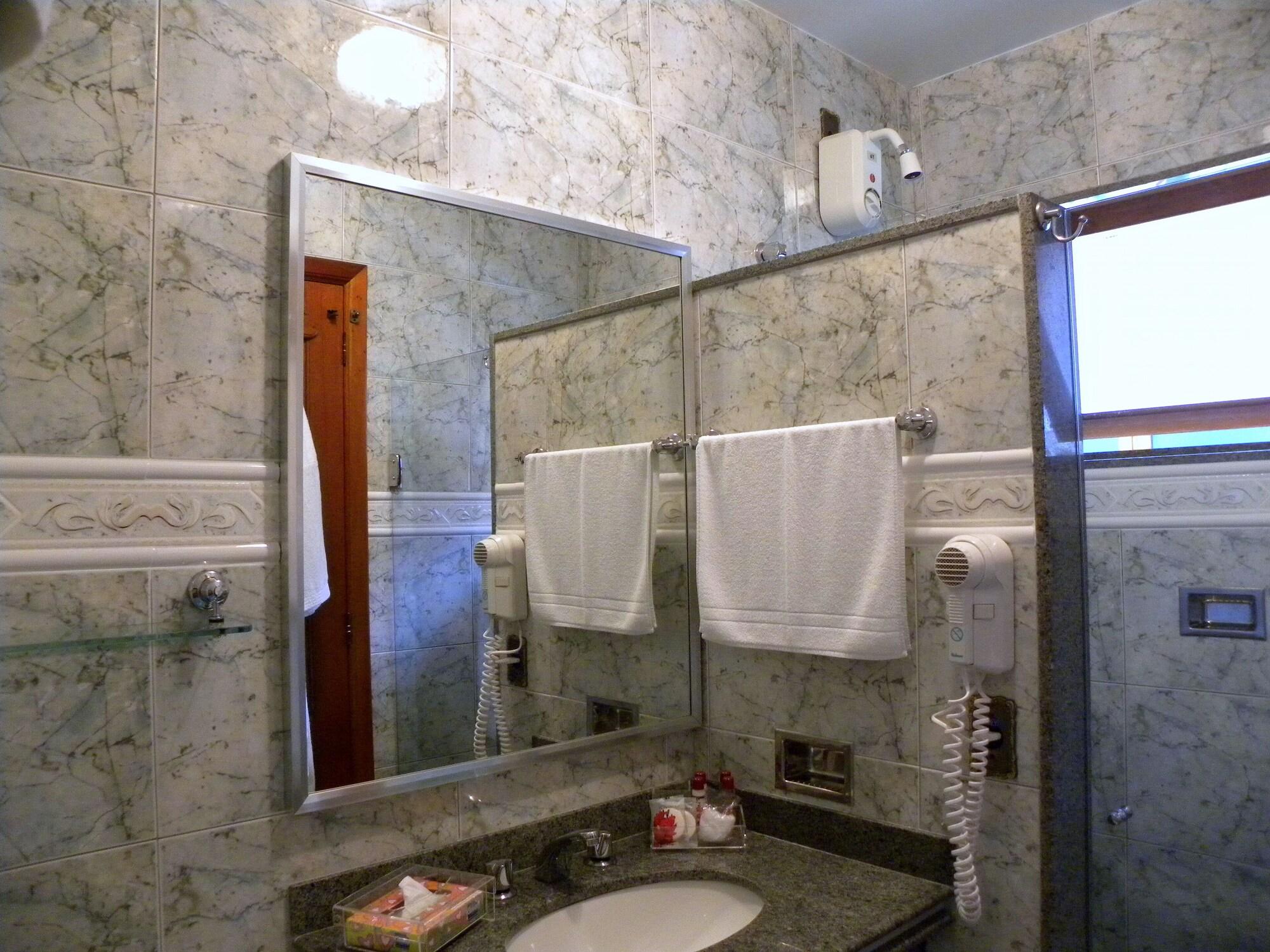 Equipamiento de Habitación Hotel Akaskay