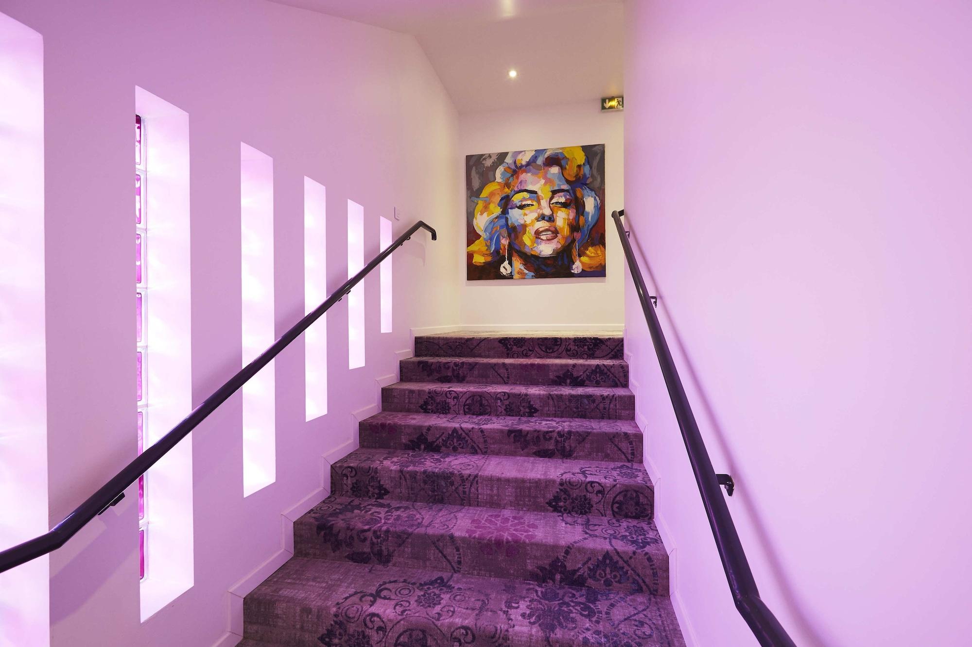 Varios Apparthotel La Girafe