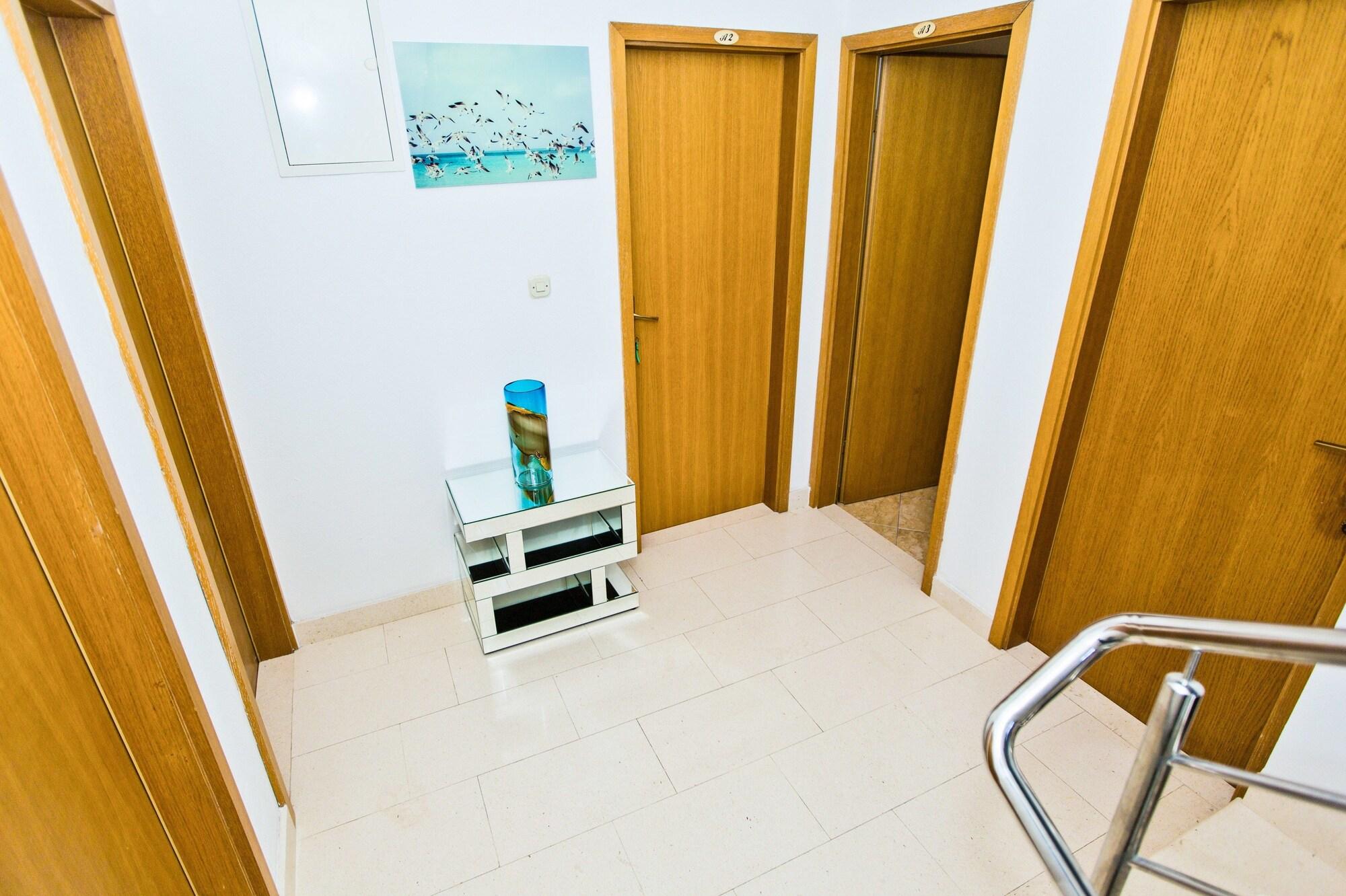 Varios Villa Softic