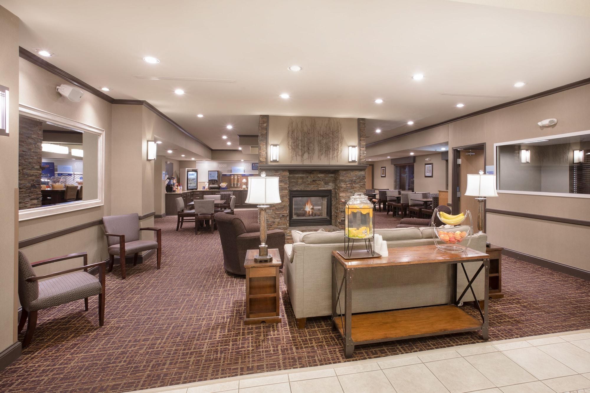 Vista Exterior Holiday Inn Express & Suites Yankton by IHG