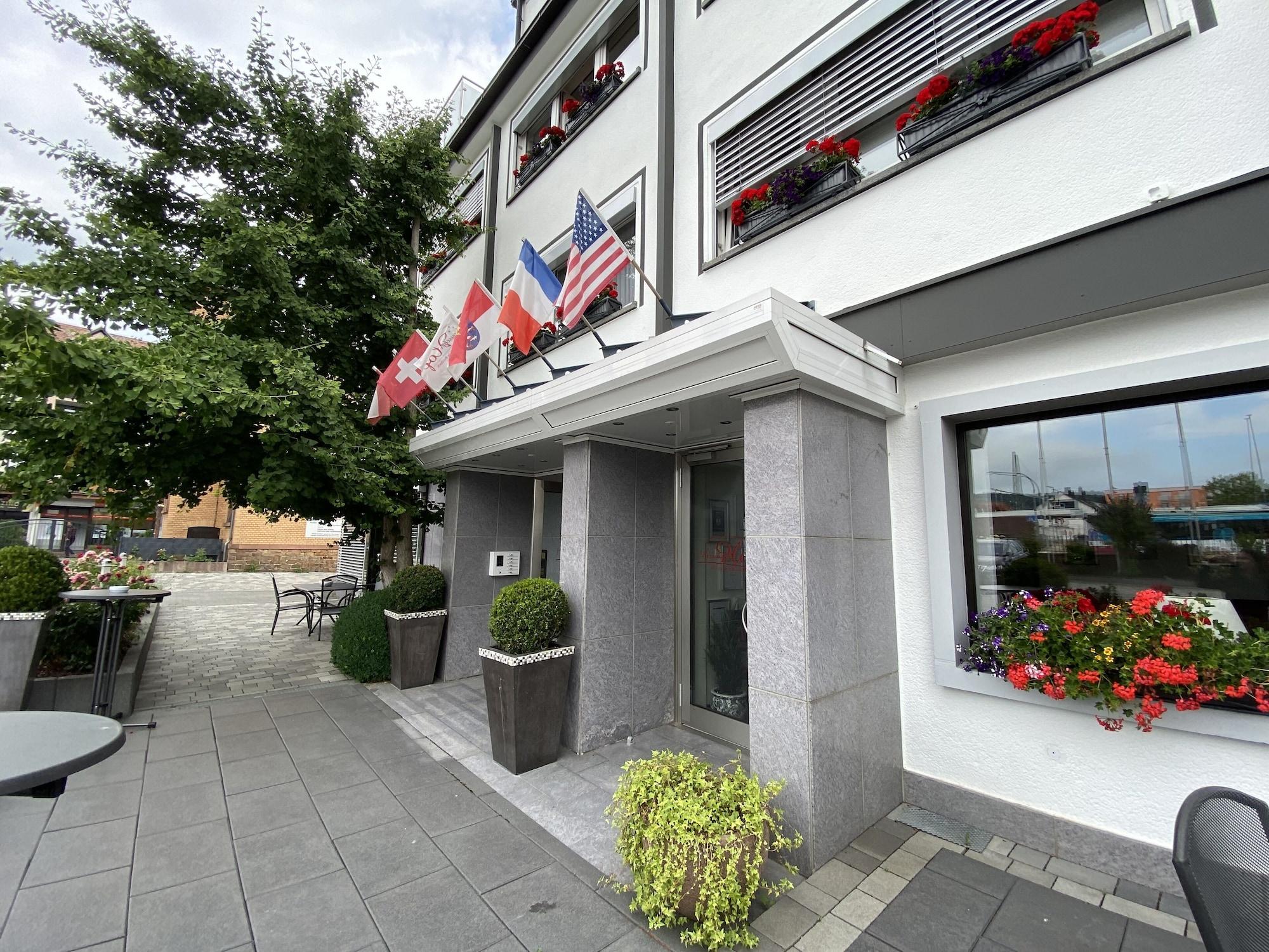Vista Exterior Hotel Hessischer Hof