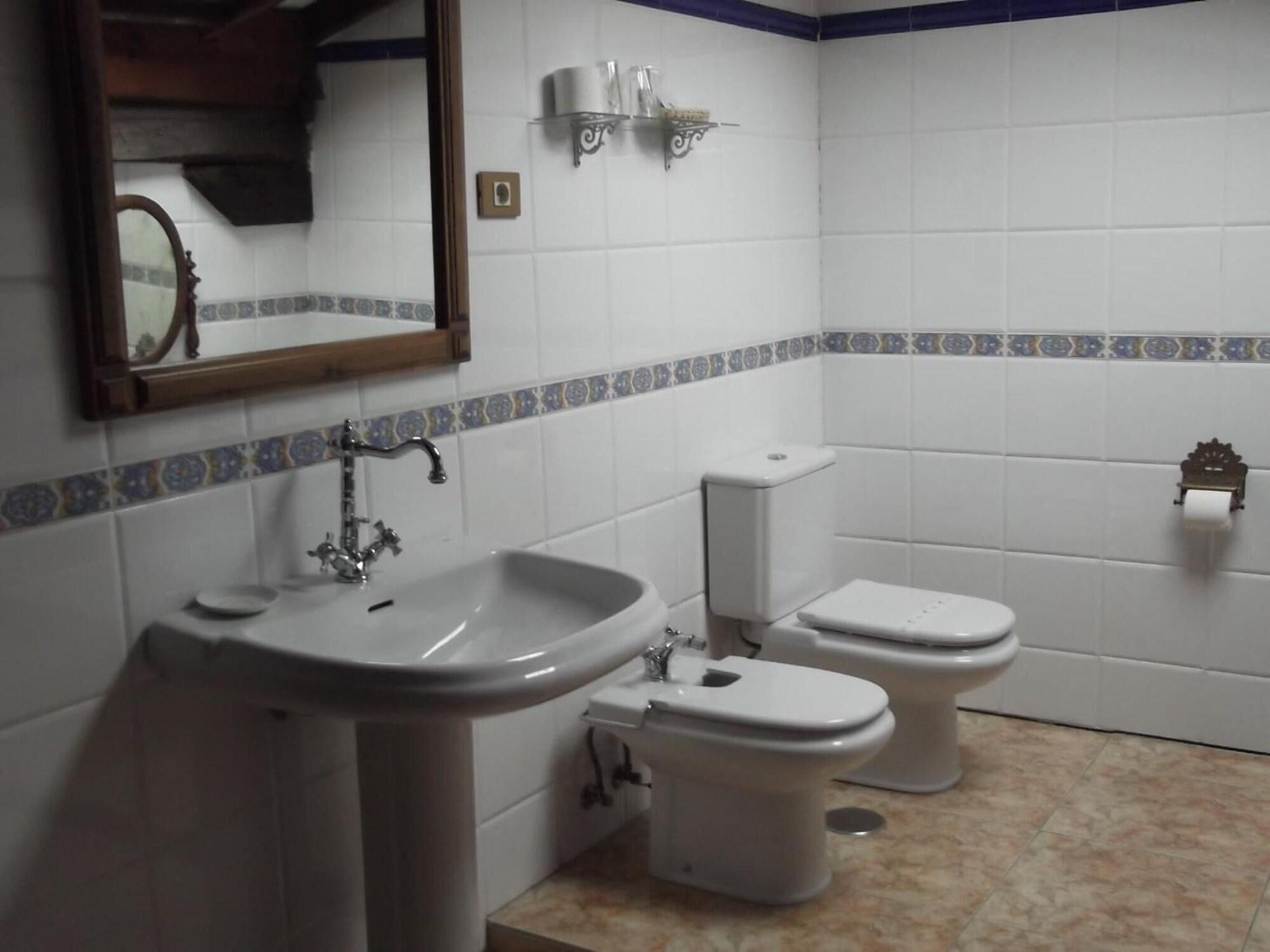 Equipamiento de Habitación Albergue Gandara