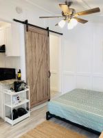 Pacote - Charming Tampa Cottage - Full Kitchen, Parking, Wifi