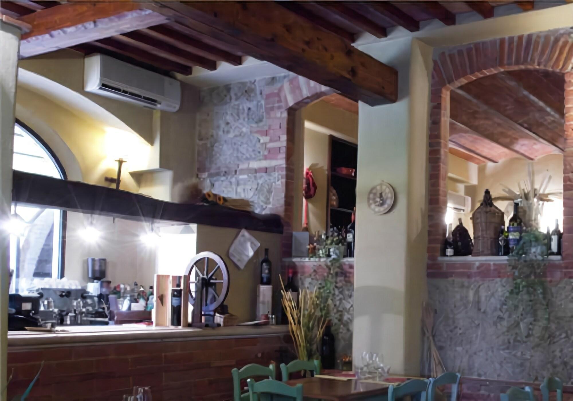 Bar/Salón Il Patriarca