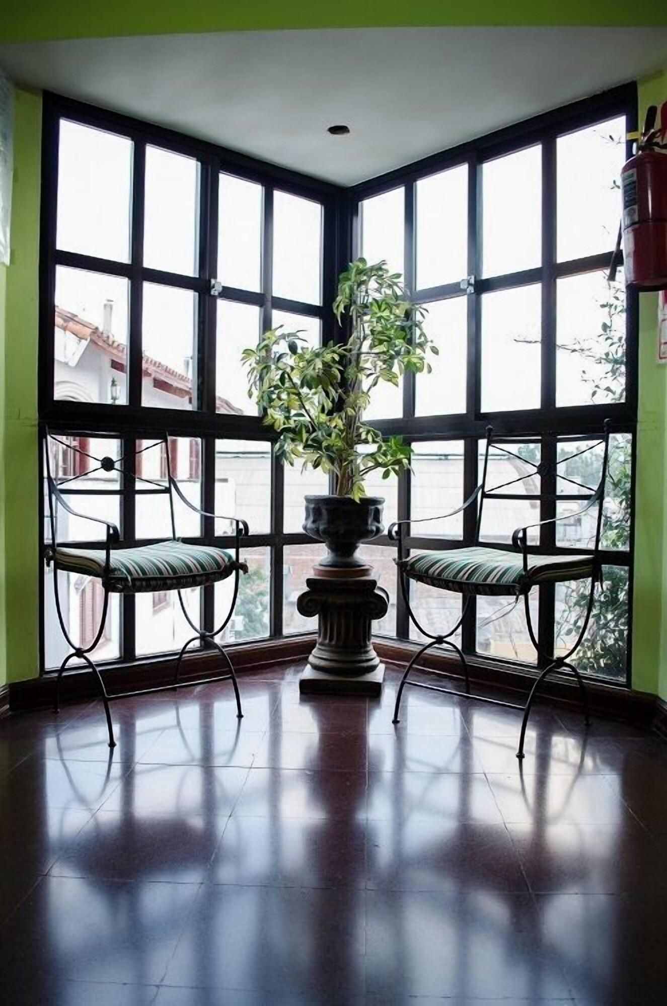 Vista Lobby Hostal Casa Del Peregrino