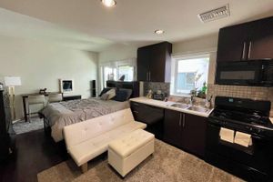 Alquiler Vacacional - Chic studio with AC, WiFi in Santa Monica