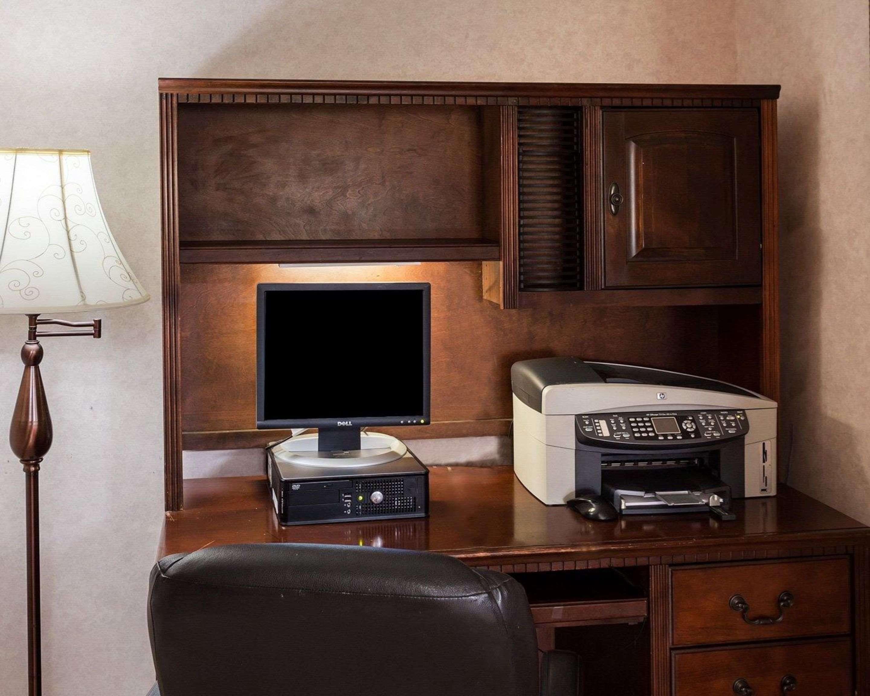 Centro de Negocios Quality Inn Robinsonville