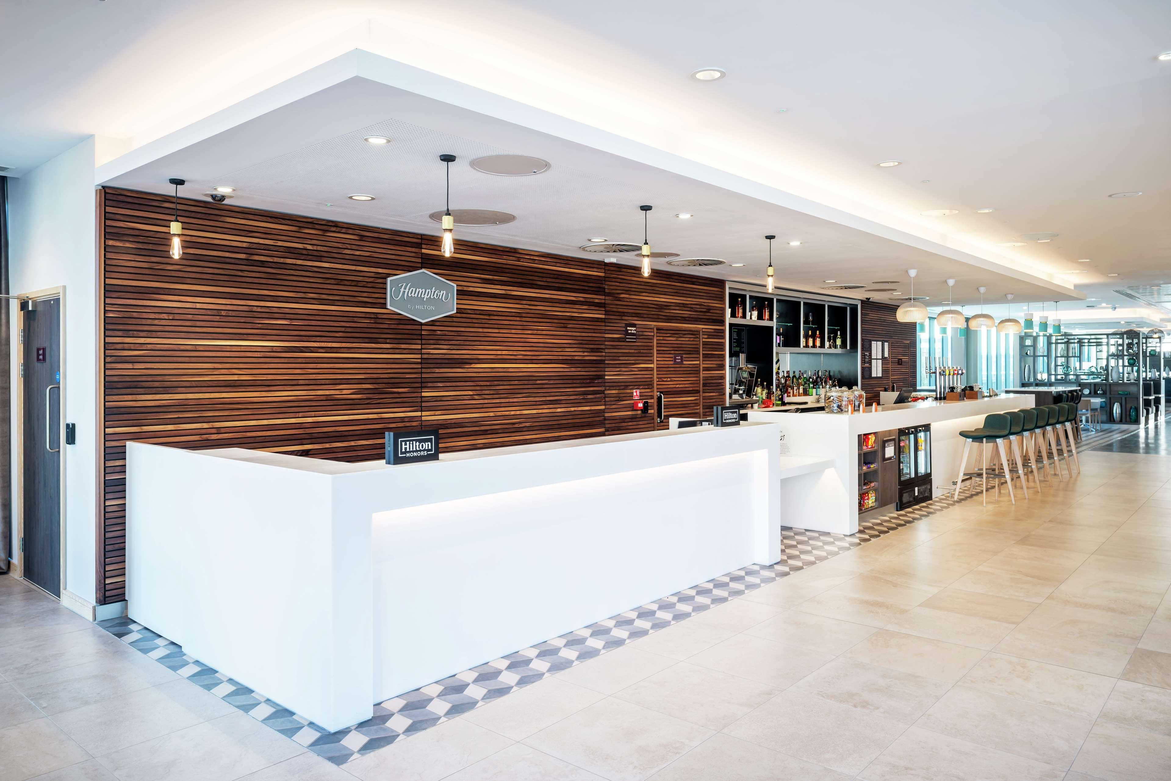 Restaurant Hampton by Hilton Stockton on Tees