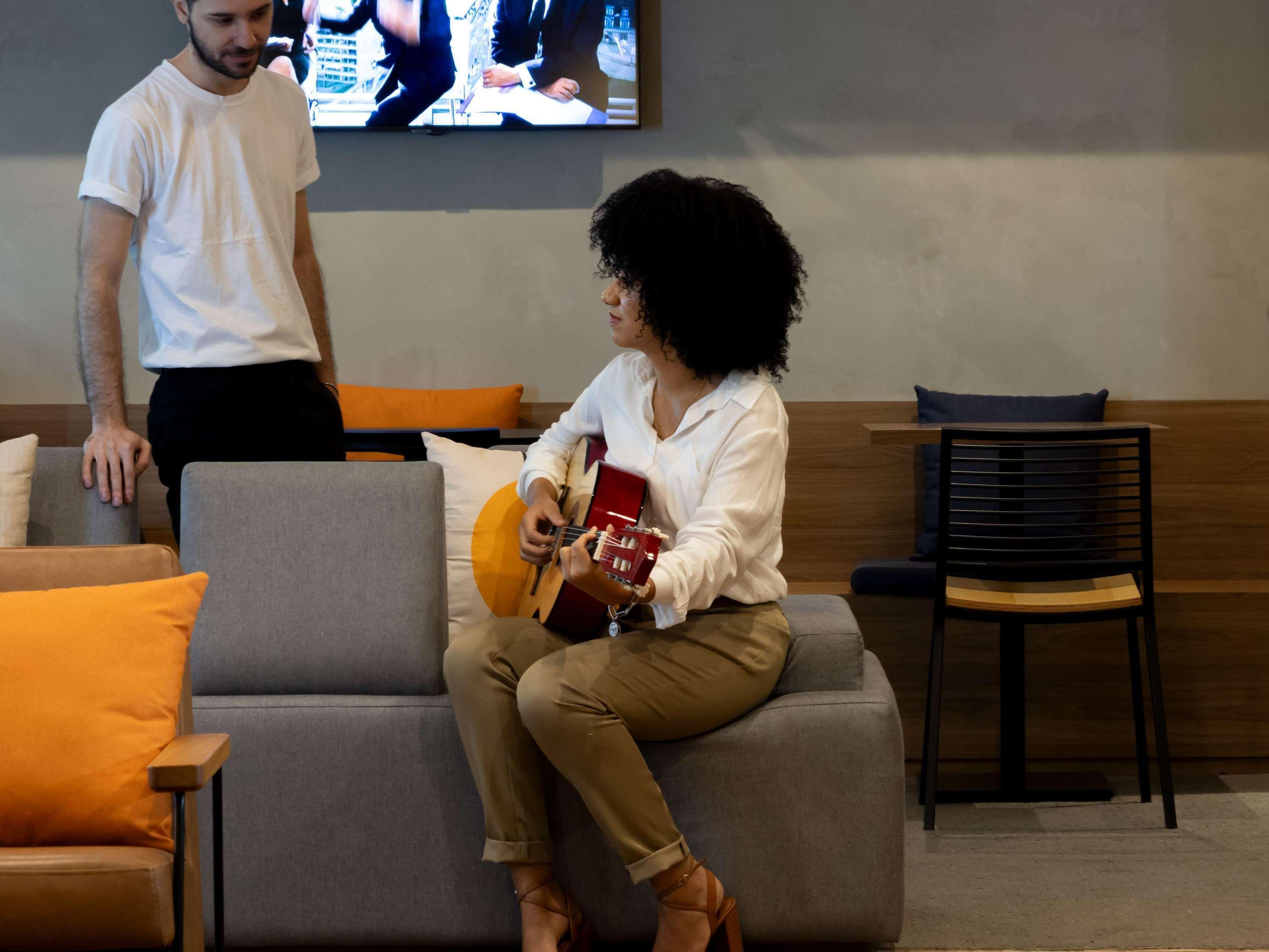 Vista Lobby Ibis Belo Horizonte Savassi