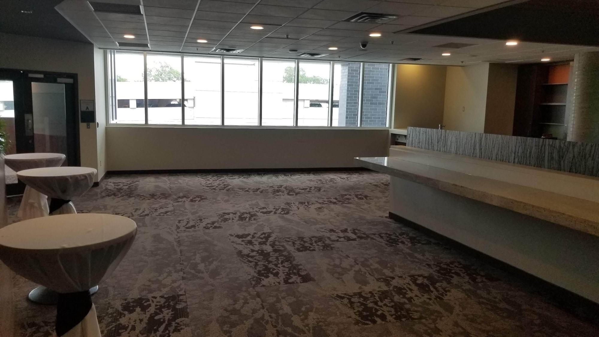Sala de Reuniones Canad Inns Destination Centre Health Sciences Centre