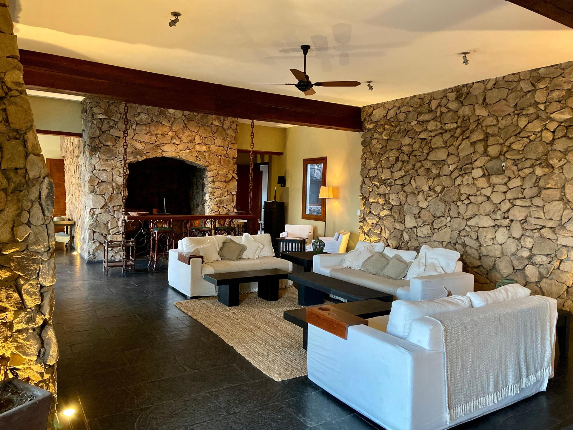 Vista Lobby Casa Quetzal