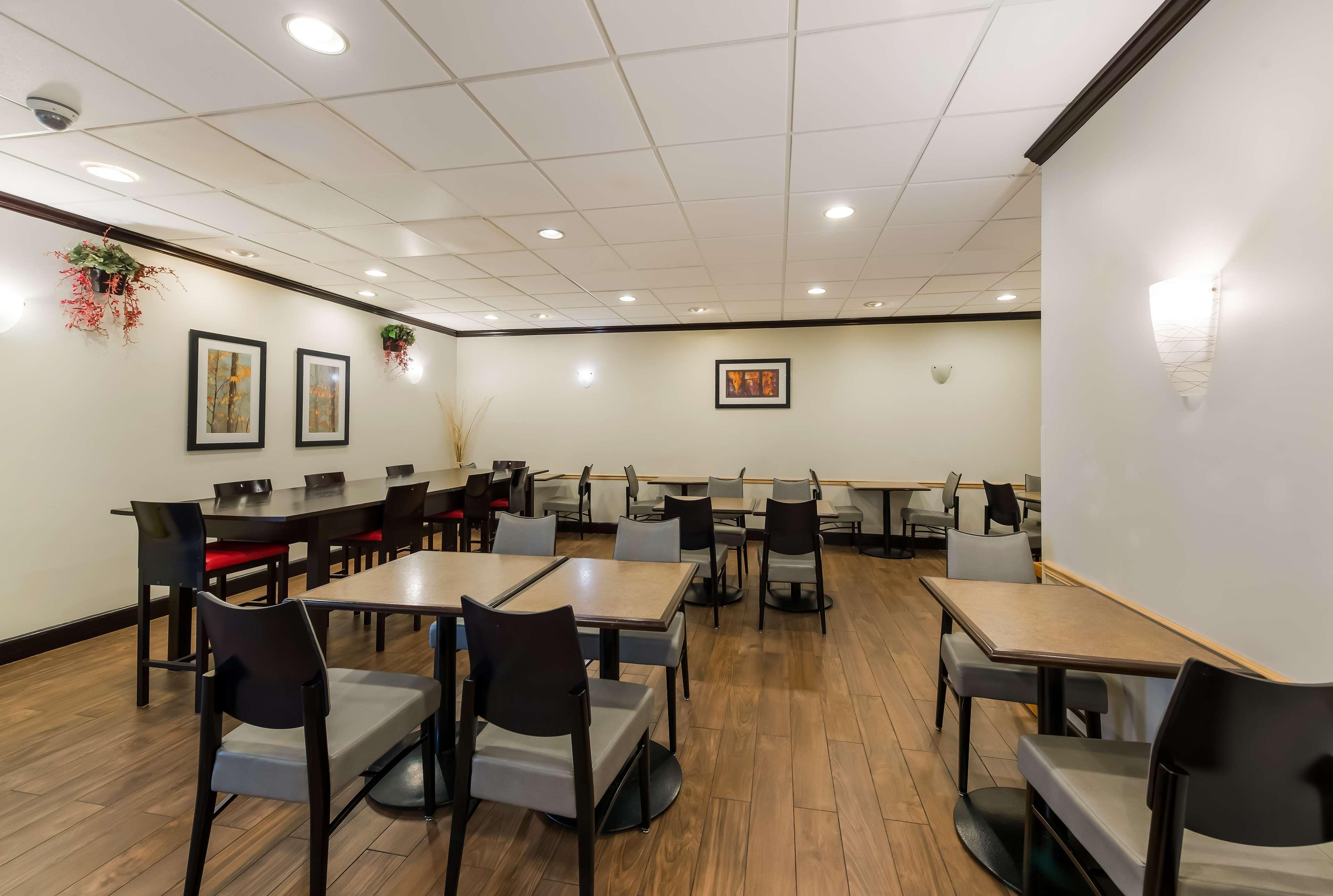 Restaurant Best Western Executive Hotel Of New Haven - West Haven