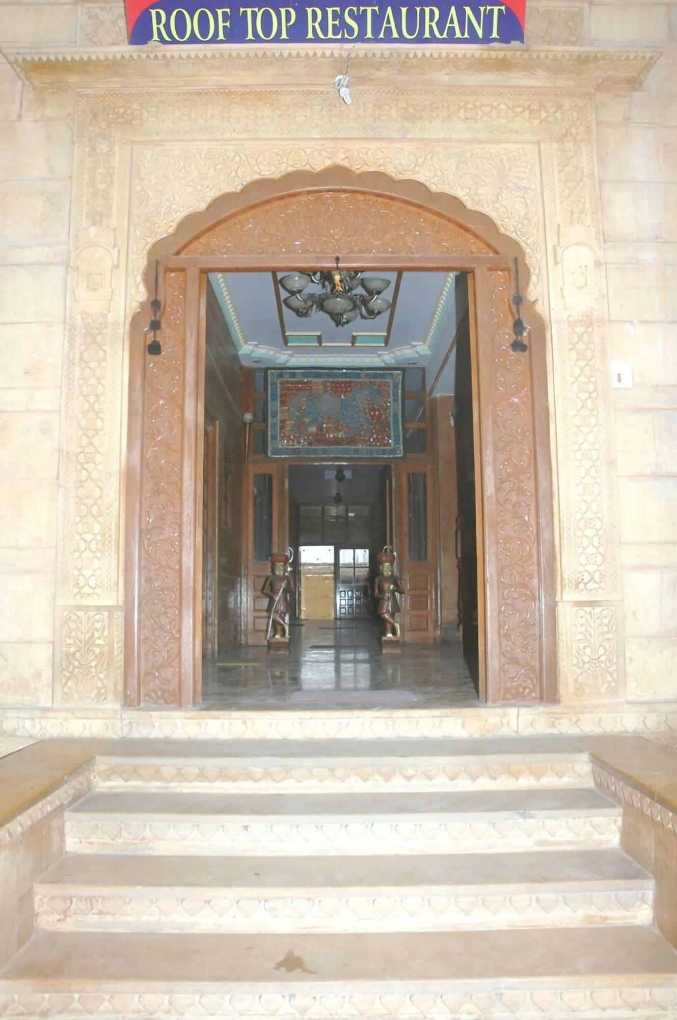 Vista Exterior Gorakh Haveli