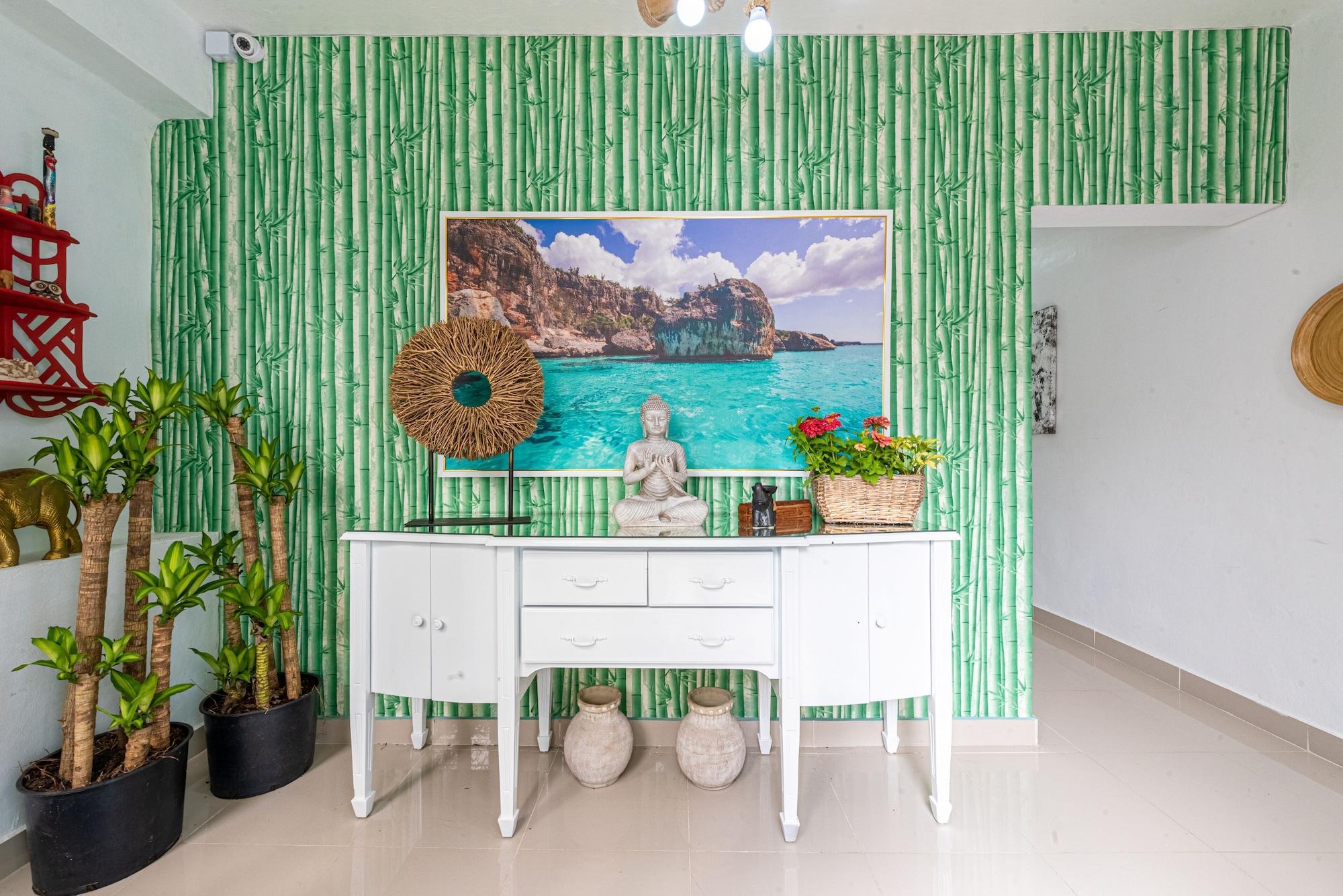 Vista Lobby Bamboo House