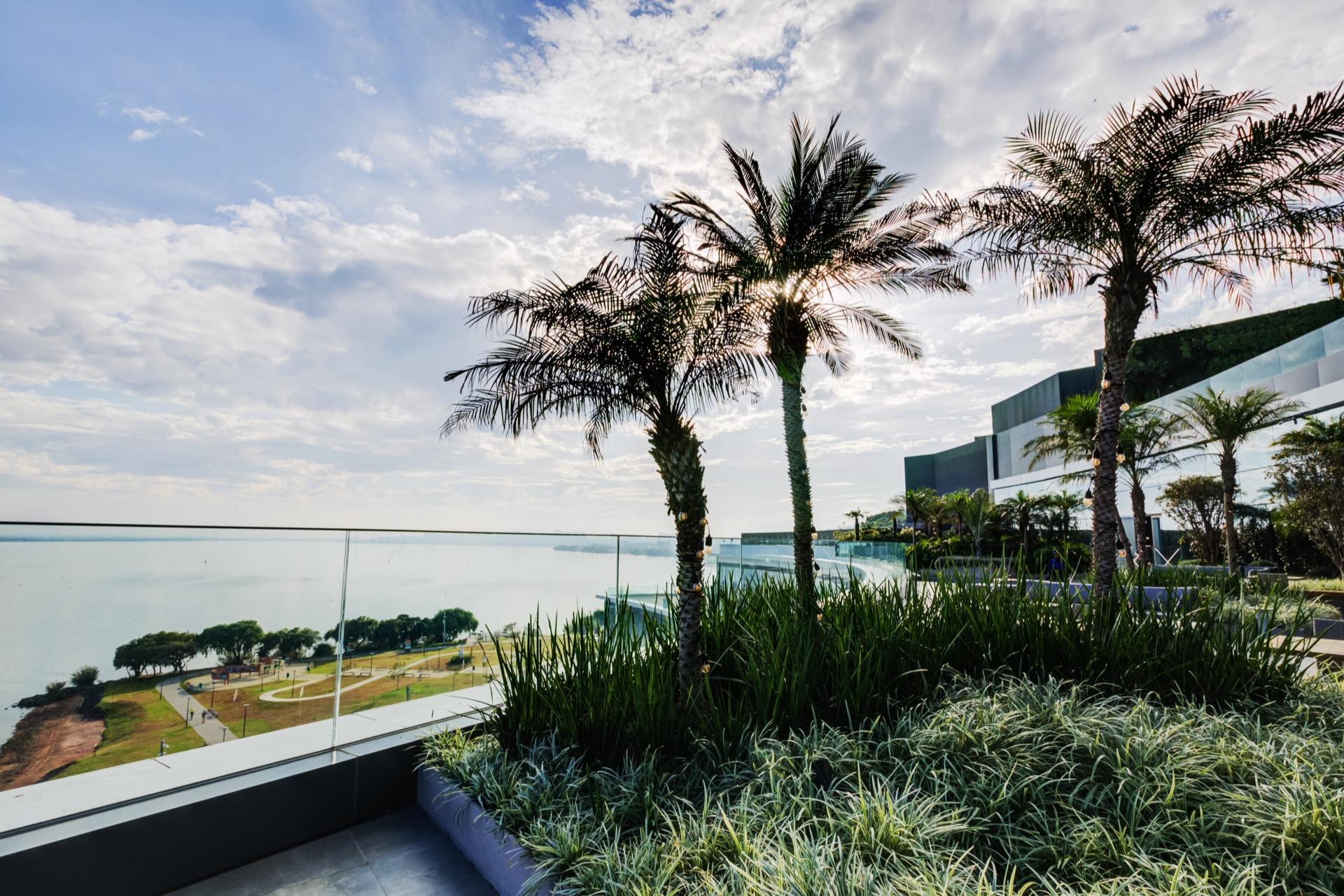 Vista Exterior DoubleTree by Hilton Porto Alegre