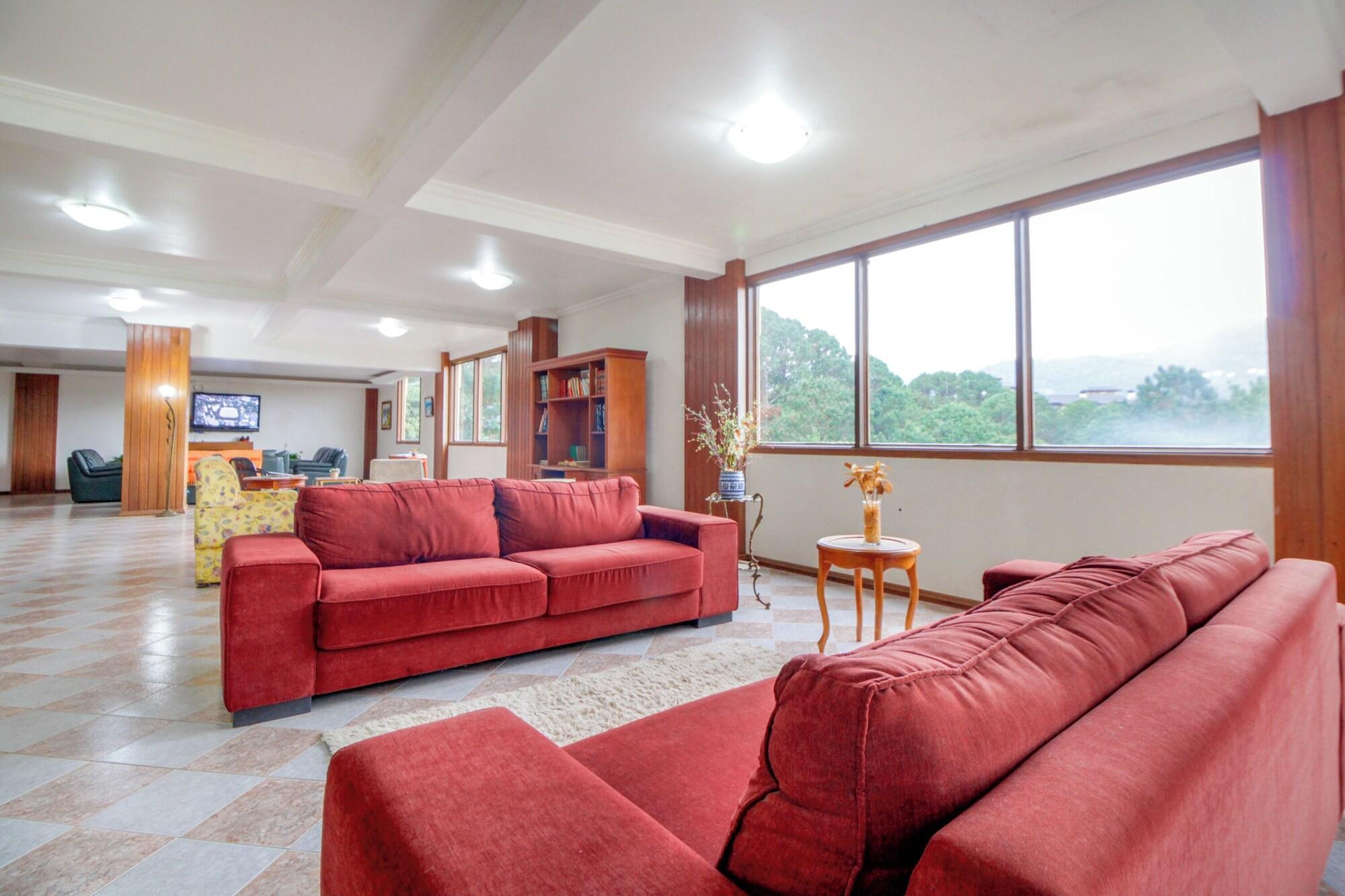 Vista Lobby VELINN Hotel Ninho do Falcão