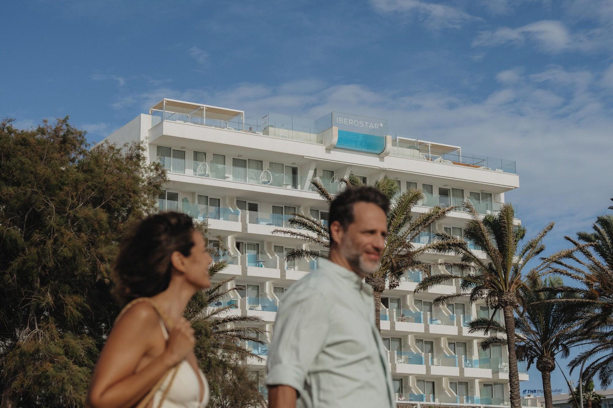 Vista Exterior Iberostar Waves Bahía de Palma -Adults Only