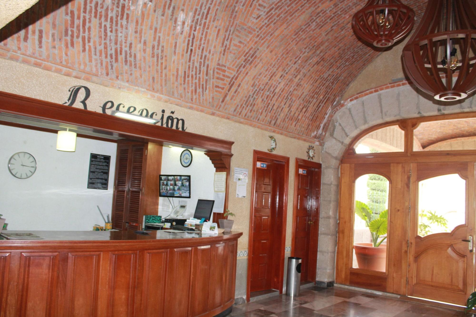 Vista Lobby Hotel La Mansión