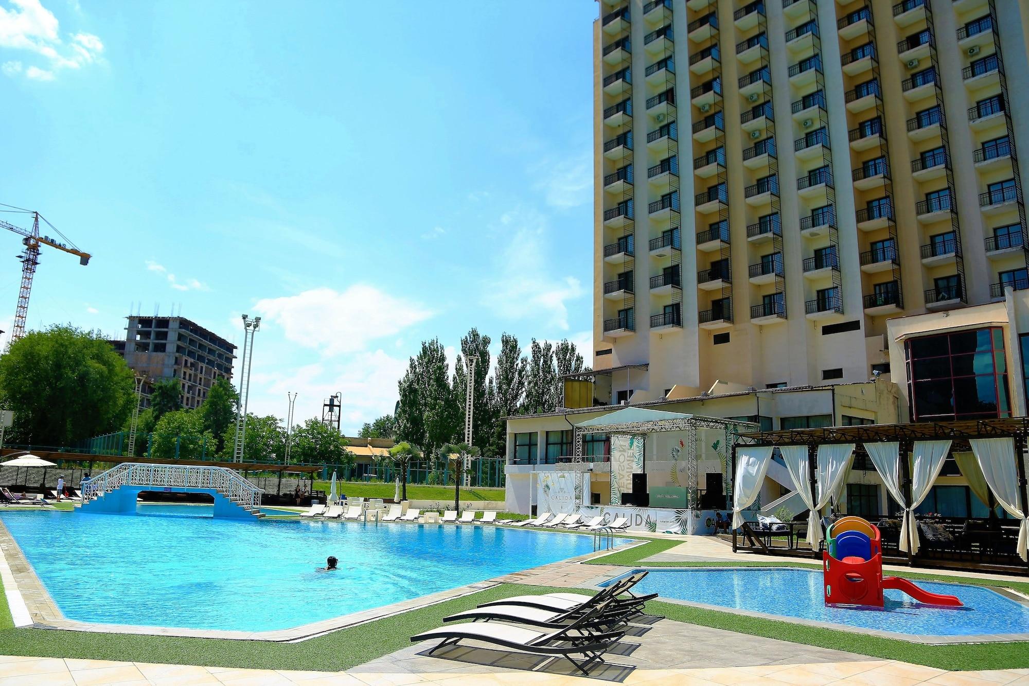 Vista Piscina Hotel Ak-Keme