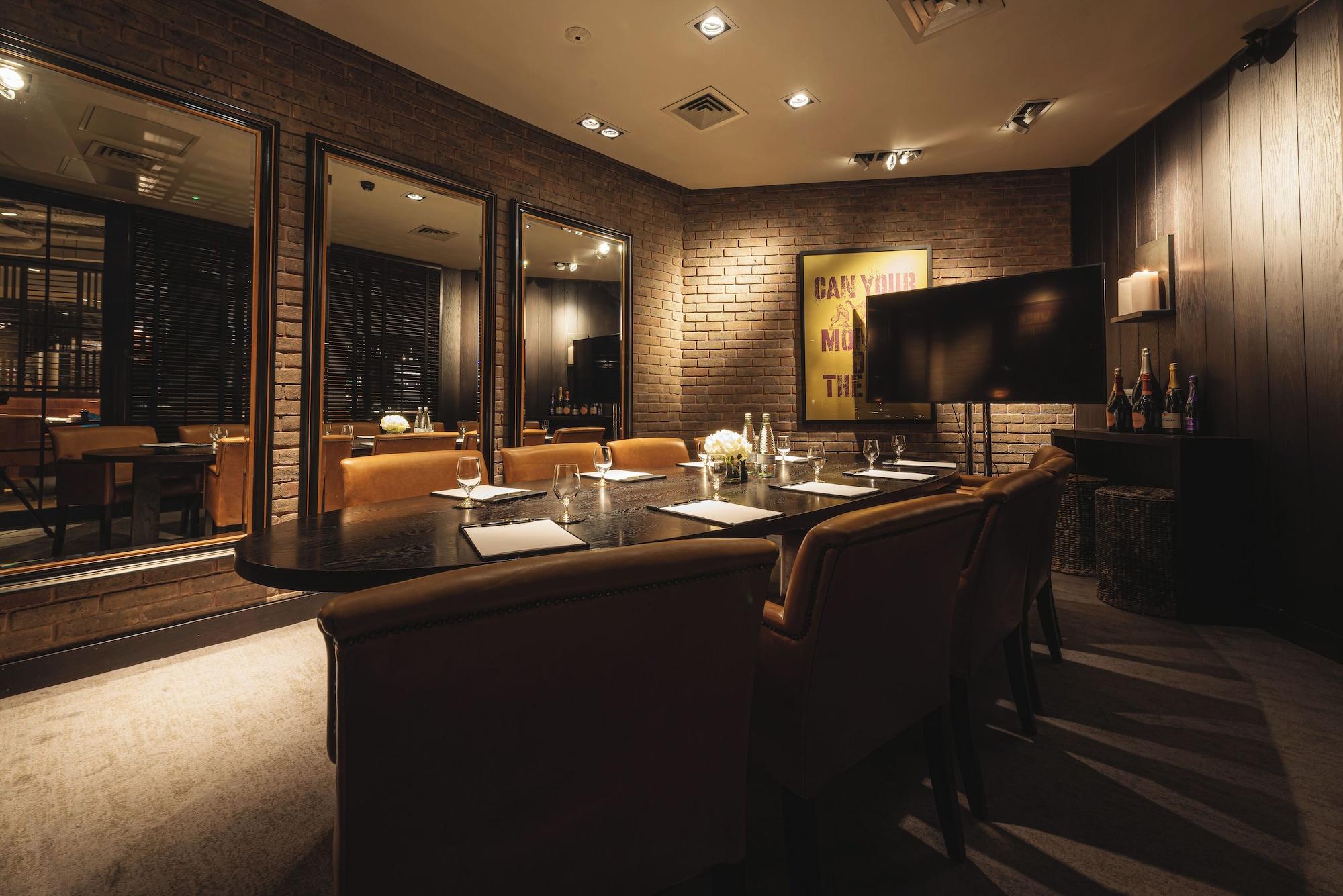 Sala de Reuniones Dakota Leeds