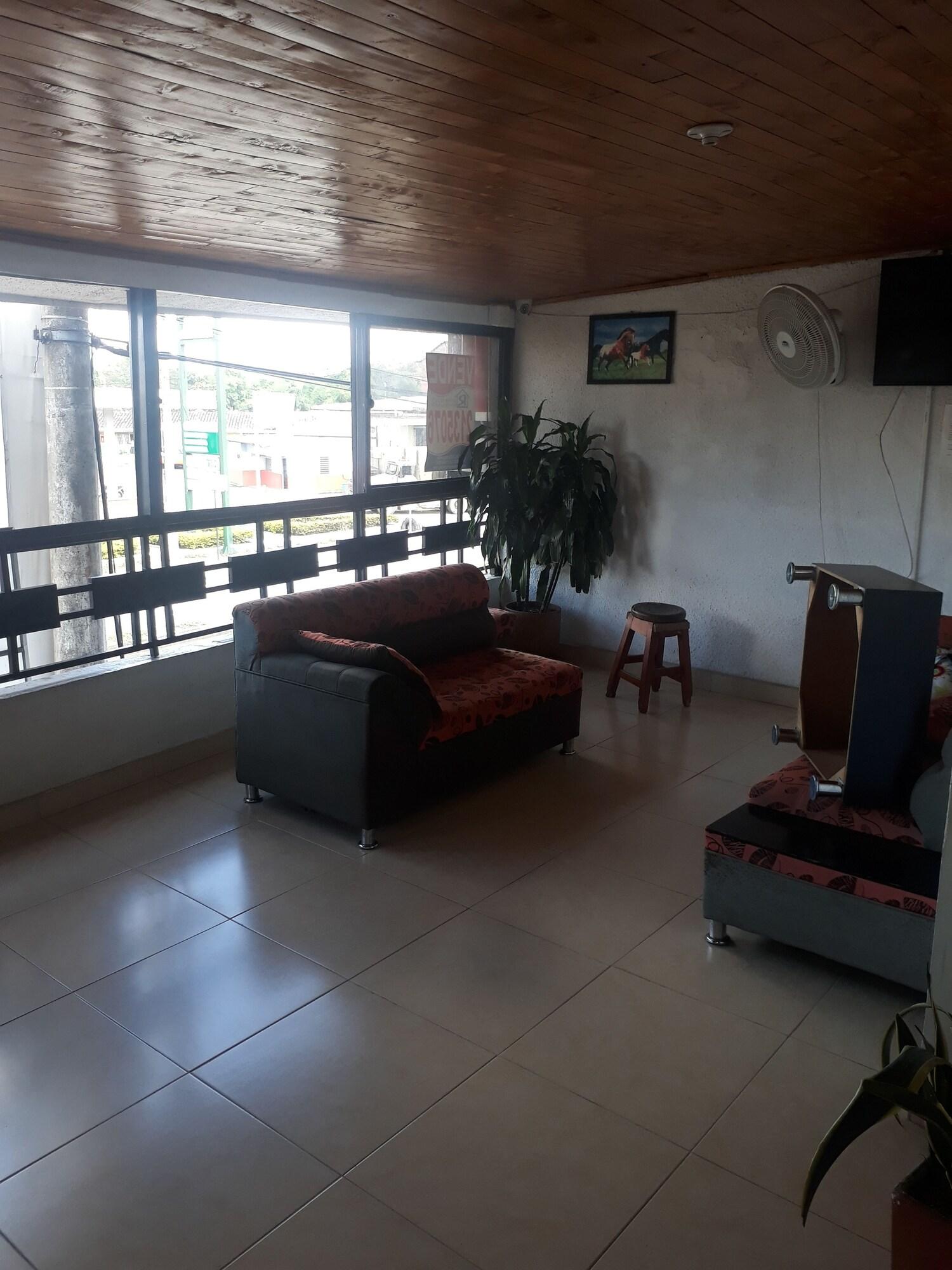 Varios Hotel Portal del Valle