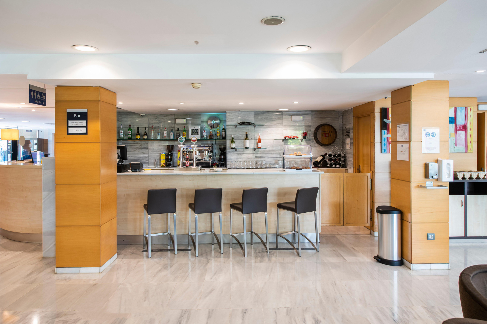 Bar/Salón Holiday Inn Express Barcelona-Montmeló by IHG