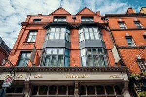 Alojamiento - The Fleet Hotel