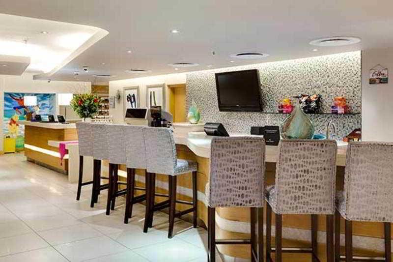 Bar/Salón Anew Hotel Roodepoort Johannesburg
