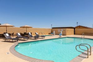 Alojamiento - Best Western Plus Wasco Inn & Suites